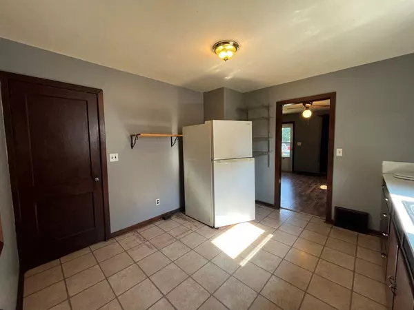 Clintonville, WI 54929,93 GARFIELD AVENUE