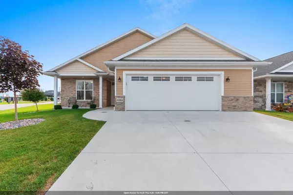 4884 WYLD BERRY WAY, Hobart, WI 54155