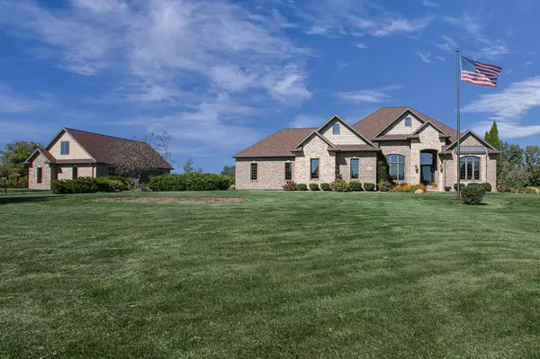 W3552 EQUESTRIAN TRAIL, Appleton, WI 54913