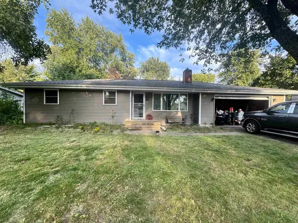 1079 BARTLEIN COURT, Menasha, WI 54952