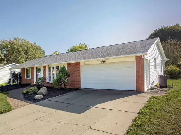 Green Bay, WI 54304,1217 ECHO LANE