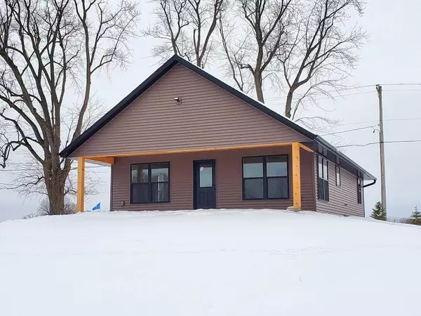 Clintonville, WI 54929,247 E MADISON STREET