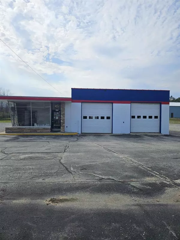 4703 10TH STREET, Menominee, MI 49858