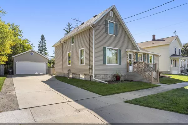 310 ELM STREET, Neenah, WI 54956