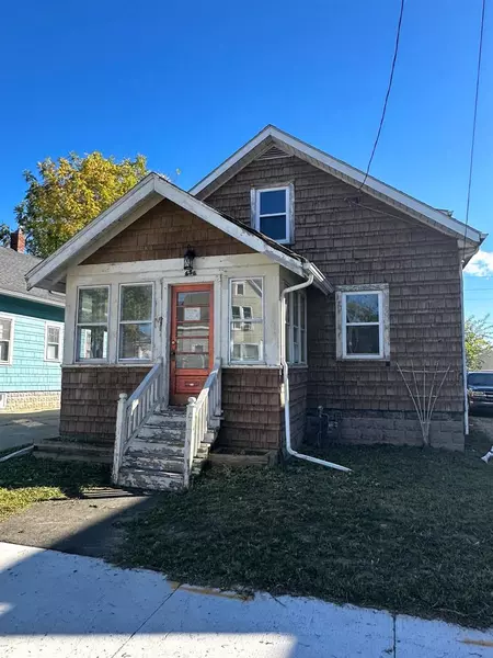 656 GRAND STREET, Oshkosh, WI 54901