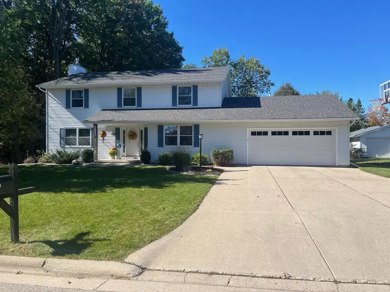 154 SUNRISE COURT, Oconto Falls, WI 54154