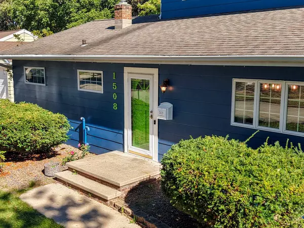 Appleton, WI 54914,1508 N NICHOLAS STREET