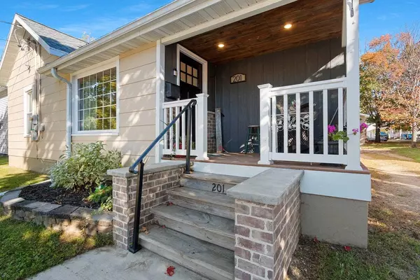 Clintonville, WI 54929,201 MODOC STREET