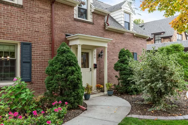 Appleton, WI 54915,280 RIVER DRIVE