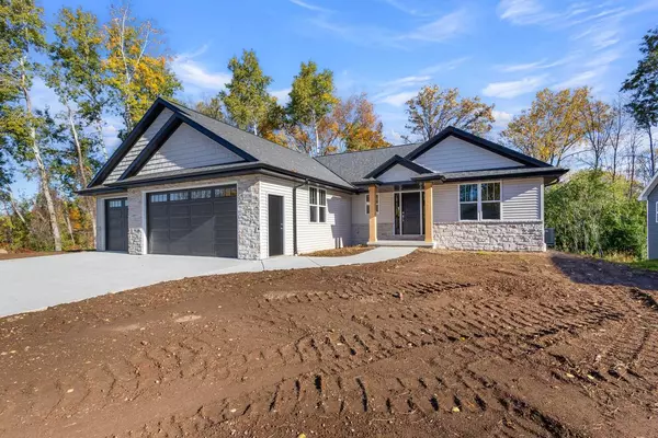 2576 MEYER WAY, De Pere, WI 54115