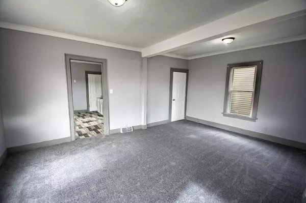 Manitowoc, WI 54220,1610 S 10TH STREET