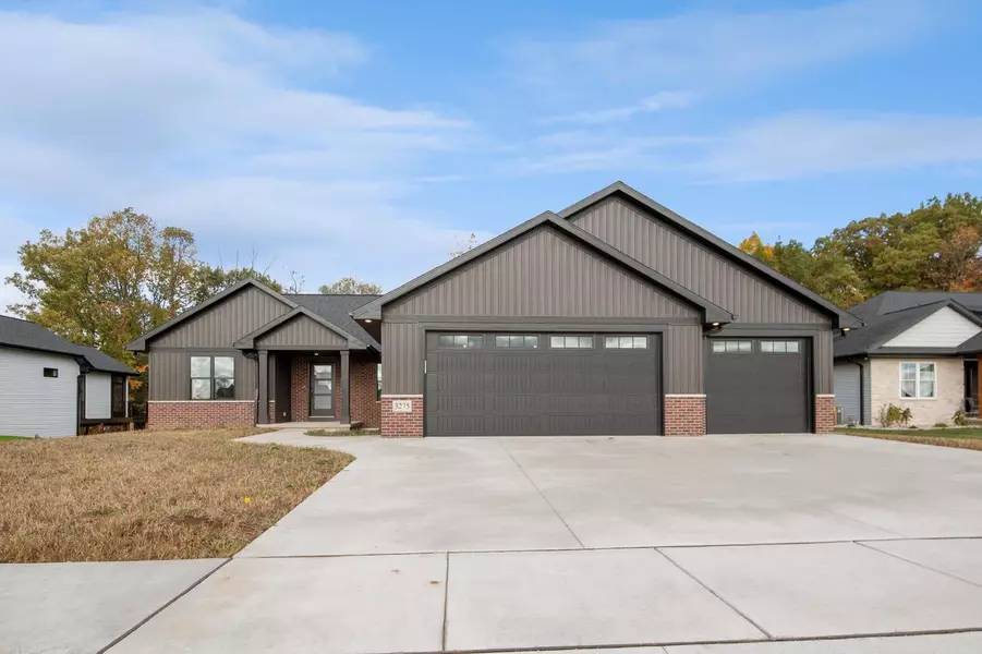 3275 EVENING STAR DRIVE, Green Bay, WI 54311