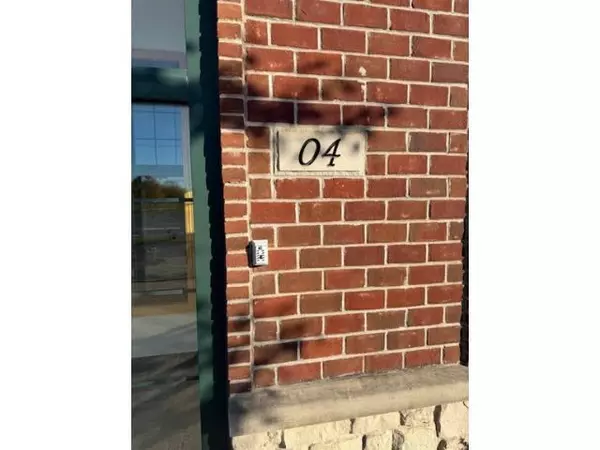 De Pere, WI 54115,1700 SAND ACRES DRIVE