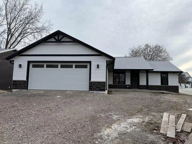 1020 PINECREST ROAD, Green Bay, WI 54313