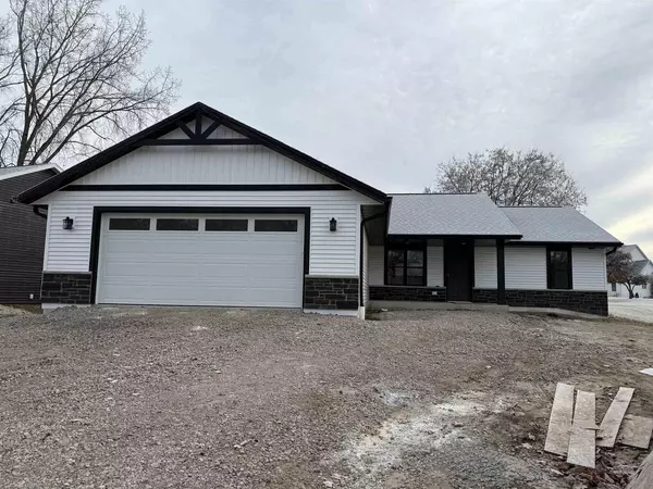 1020 PINECREST ROAD, Green Bay, WI 54313