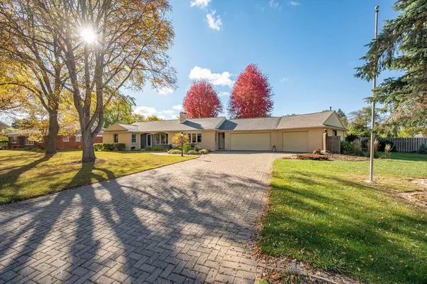 539 ARROWHEAD DRIVE, Green Bay, WI 54301