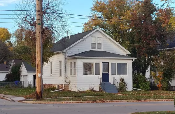 1326 W SPENCER STREET, Appleton, WI 54914