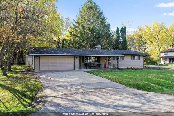 2255 WINWOOD DRIVE, Appleton, WI 54915