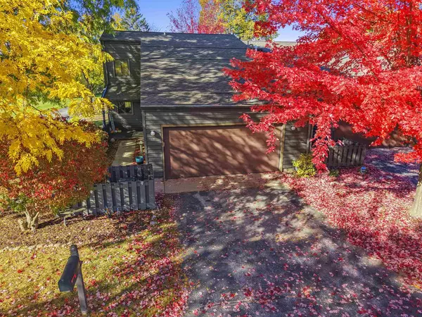 65 WEBSTER HEIGHTS DRIVE, Green Bay, WI 54301