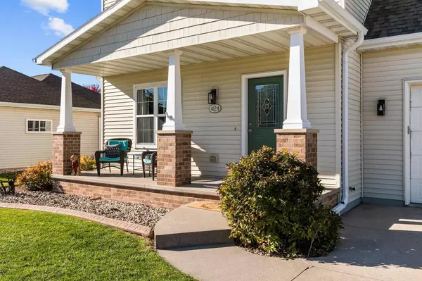 Appleton, WI 54913,4124 E GLORY LANE