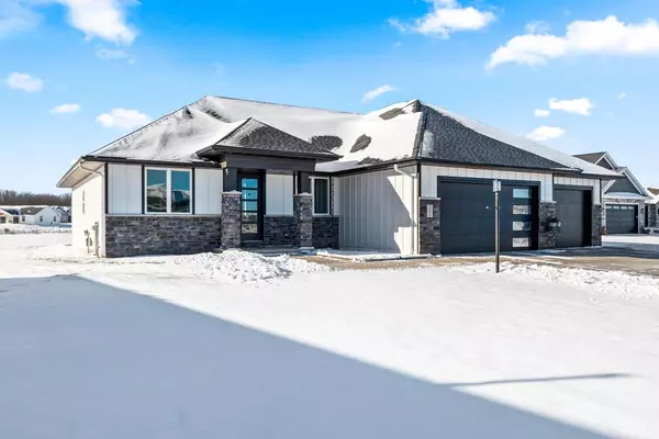 302 KERRIGAN DRIVE, Wrightstown, WI 54180