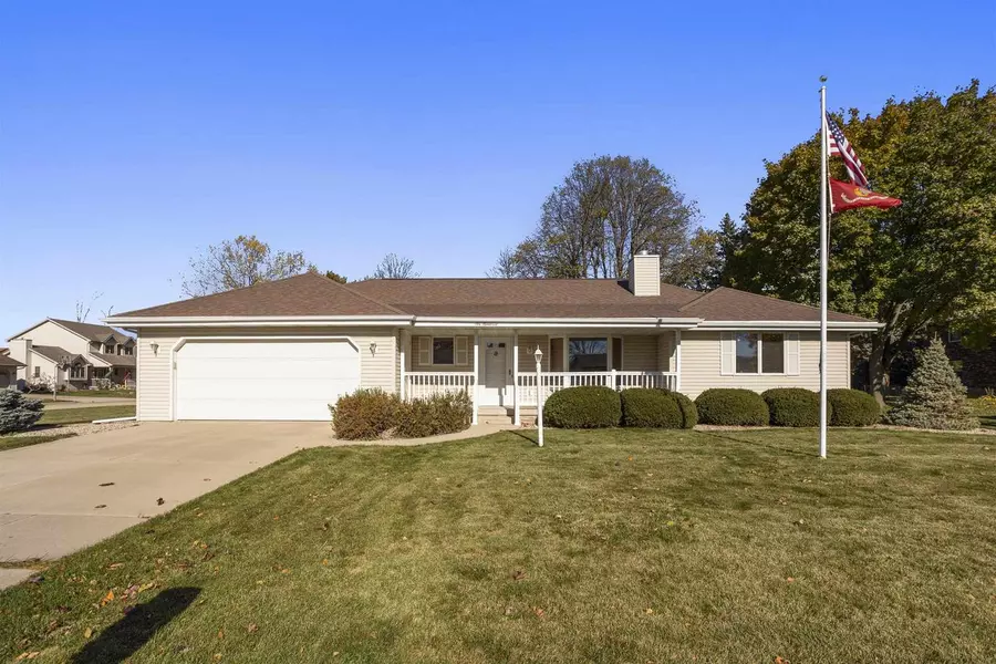 600 KAREN DRIVE, Menasha, WI 54952