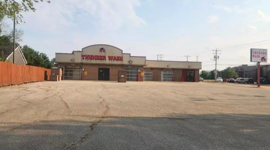 203 NICOLET BOULEVARD, Neenah, WI 54956