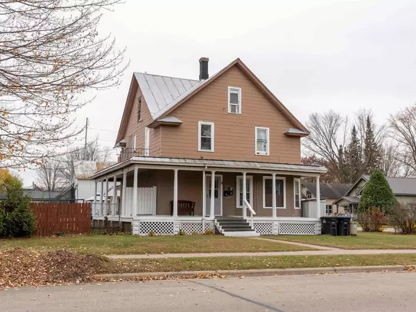 420 W RICHMOND STREET, Shawano, WI 54166