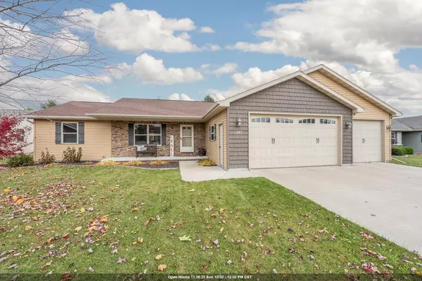 1105 SILVER BIRCH DRIVE, Menasha, WI 54952