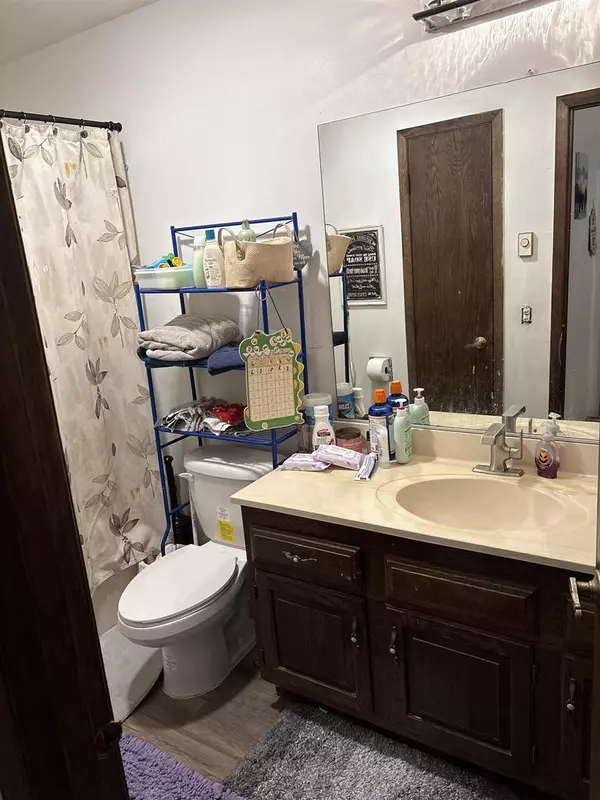 Shawano, WI 54166,N5625 RIVERSIDE DRIVE