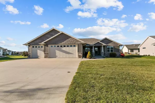 2712 W FALLEN OAK DRIVE, Appleton, WI 54913