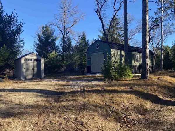 N1077 COUNTY ROAD CH, Coloma, WI 54930