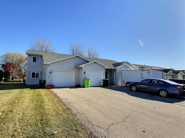 280 WINTERGREEN DRIVE, Omro, WI 54963