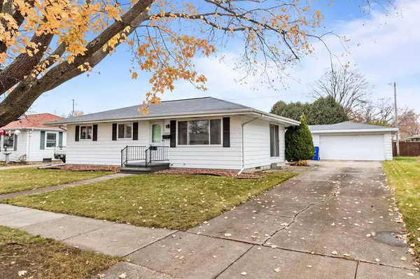 1920 E FRANCES STREET, Appleton, WI 54911