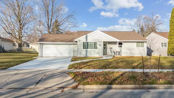 818 W MARQUETTE STREET, Appleton, WI 54914