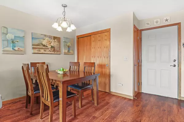 Menasha, WI 54952,1690 DRUM CORPS DRIVE #H