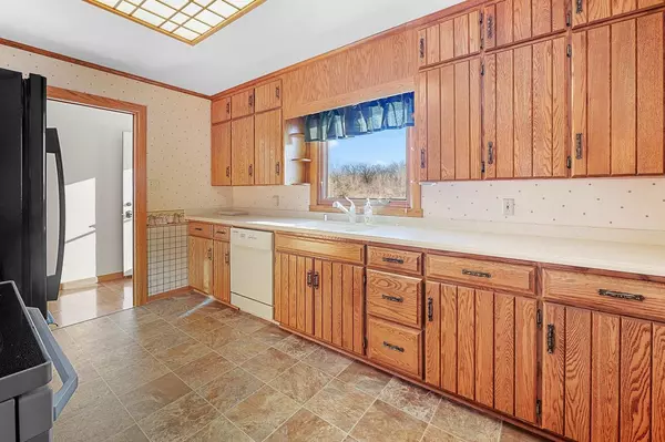 Fond Du Lac, WI 54937,W6807 W GROVE STREET