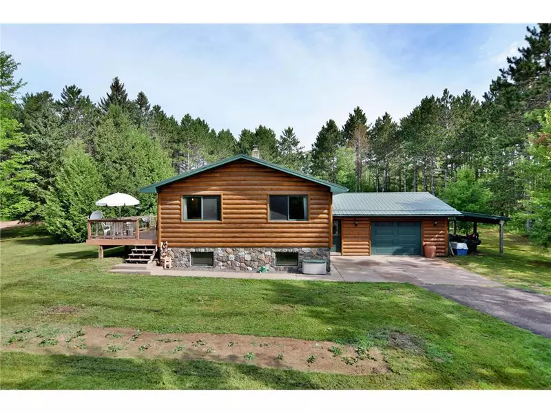 4672 Setting Sun Trail, Danbury, WI 54830