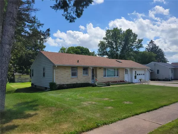 1350 Babcock Ave, Cumberland, WI 54829