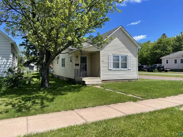 422 Willis Ave, Ashland, WI 54806