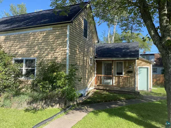 Ashland, WI 54806,722 15th Ave W