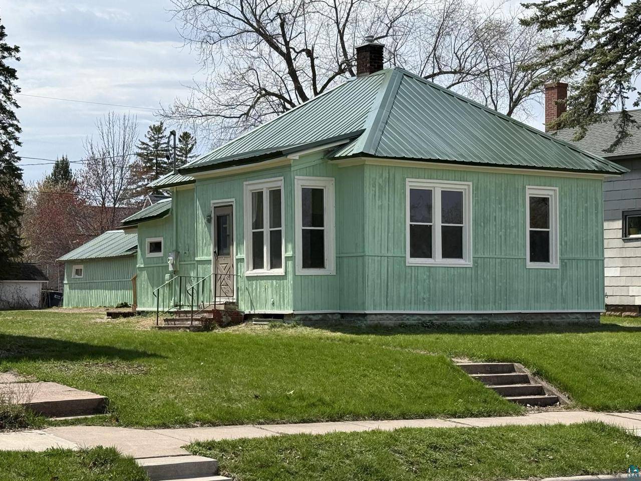 613 Vaughn Ave, Ashland, WI 54806