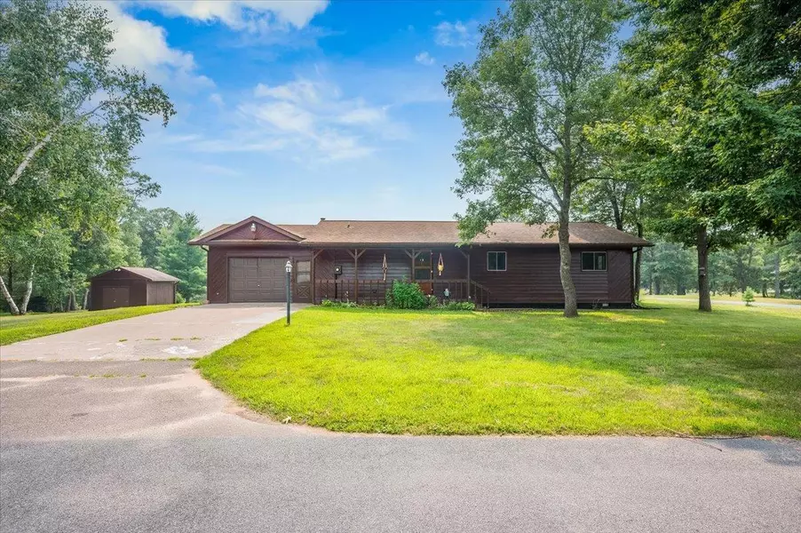 9116 E Hilltop Dr, Solon Springs, WI 54873