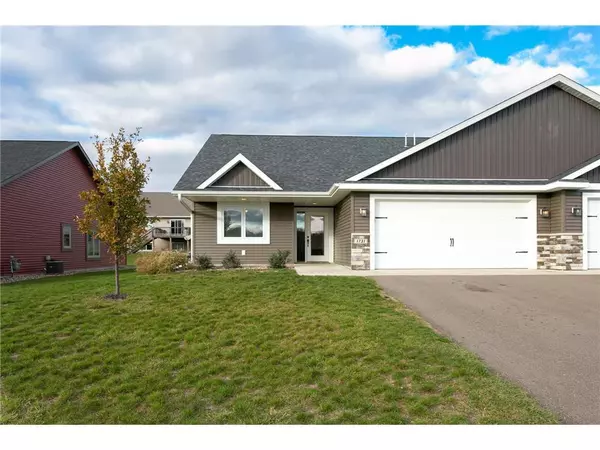 1731 Squirrel Way, New Richmond, WI 54017