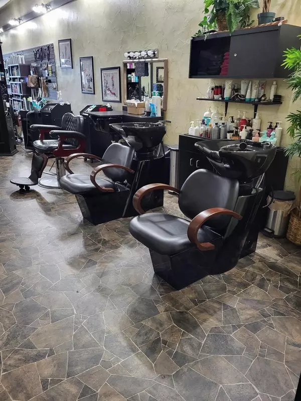 Ashland, WI 54806,516 W Main street