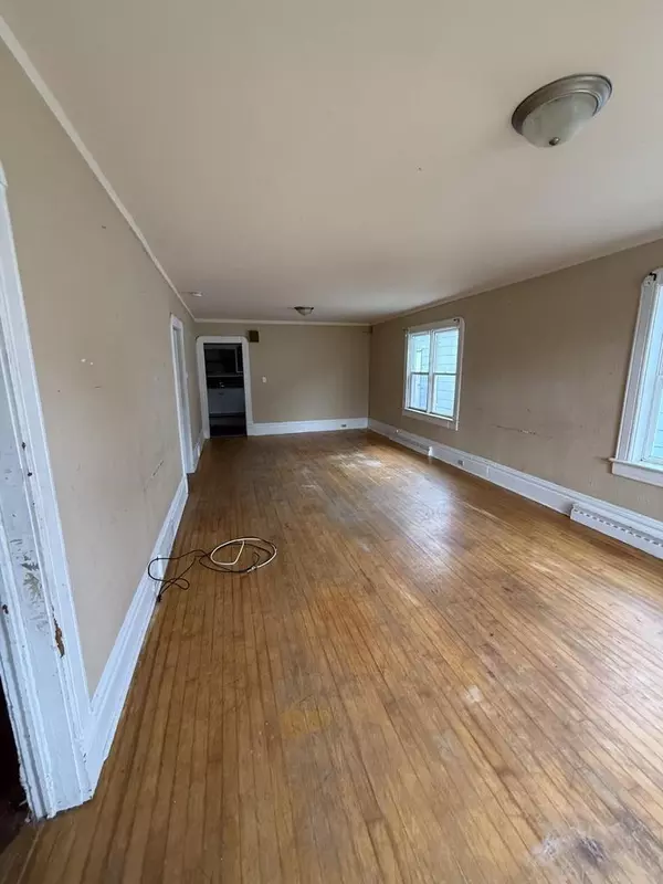 Ashland, WI 54806,417 E 3rd St