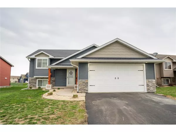 1772 Ponderosa Lane, New Richmond, WI 54017