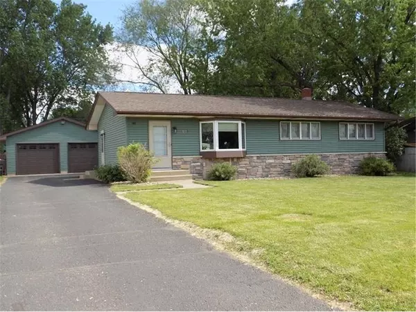 1317 Ward Avenue, Hudson, WI 54016