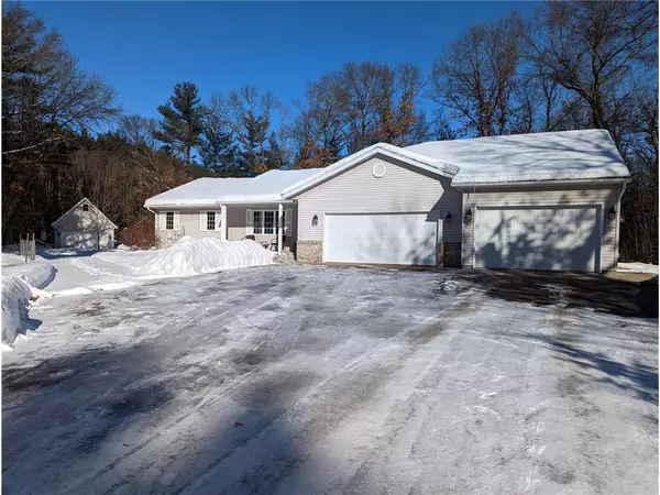 E5471 680th Avenue, Menomonie, WI 54751