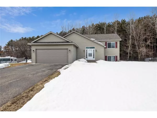 530 Deerwood Court, Hammond, WI 54015